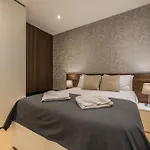 Fl 4 Thelodge-Charming City Retreat By Homely